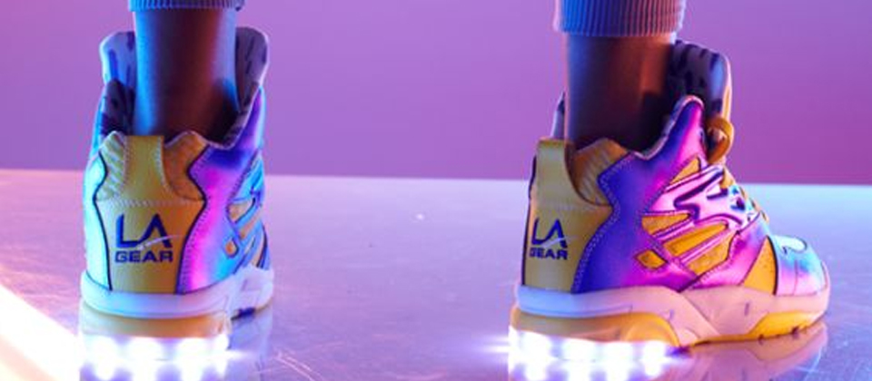 Bir Neslin Vazgeçilmezi: Işıklı Ayakkabılar